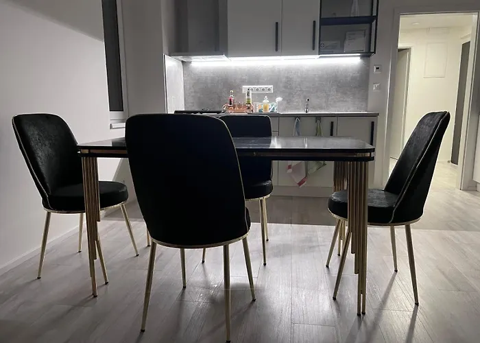 Apartamento Modern Close To Tram And Airport, Free Parking