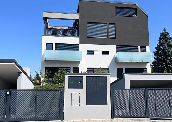 Apartamento Modern Close To Tram And Airport, Free Parking *