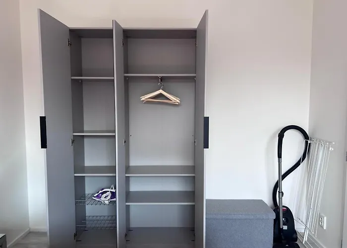 Modern Close To Tram And Airport, Free Parking Apartamento Praga